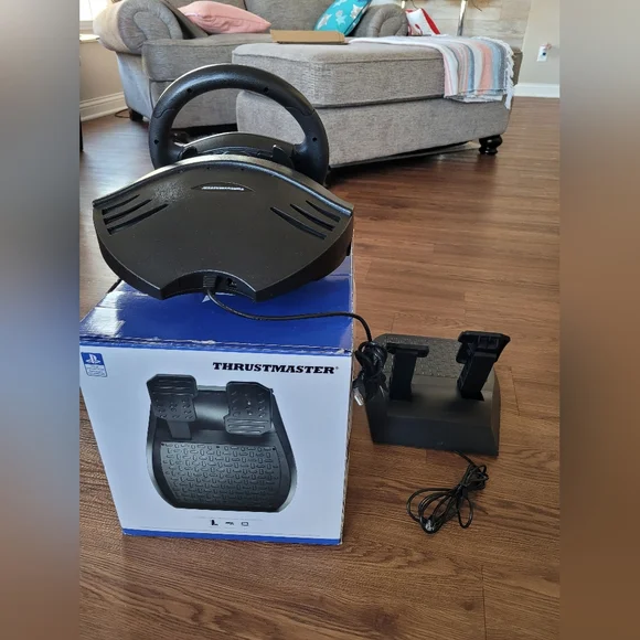 Thrustmaster T80 Racing Wheel Set- PS5, PS4, PS3, & PC (windows) - Picture 3 of 7